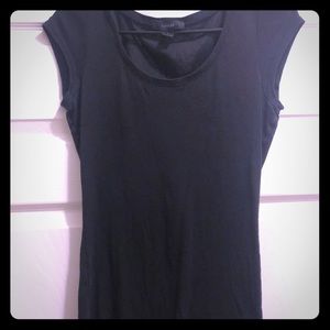 Women’s crew neck t shirt